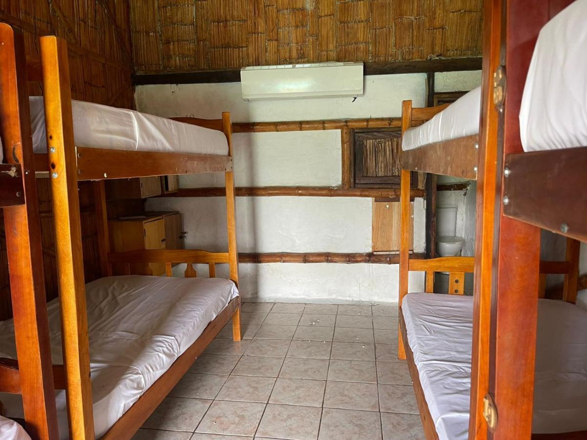 Kamala Surf & Backpacker Hostel Montanita Exterior photo