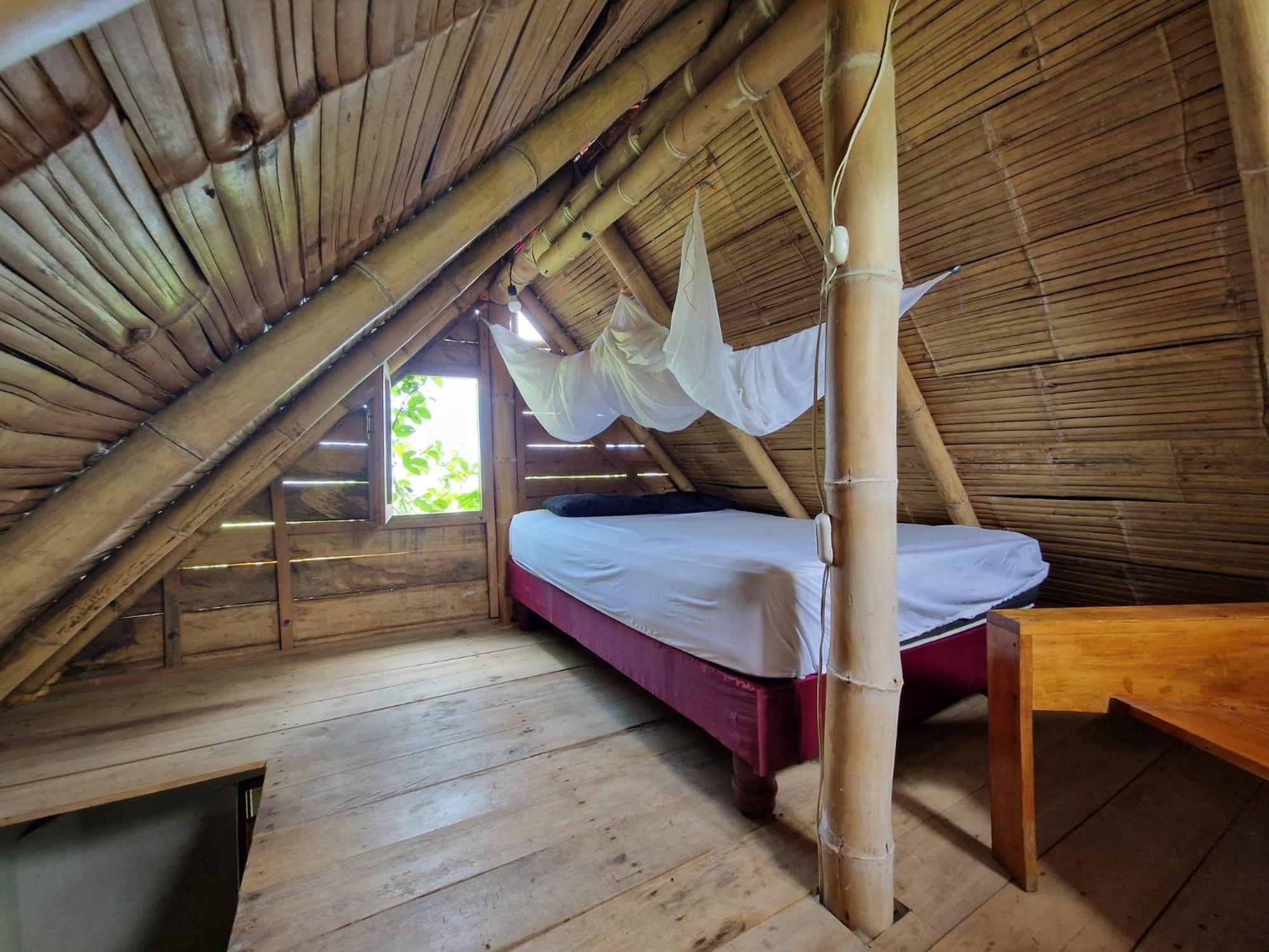 Kamala Surf & Backpacker Hostel Montanita Exterior photo