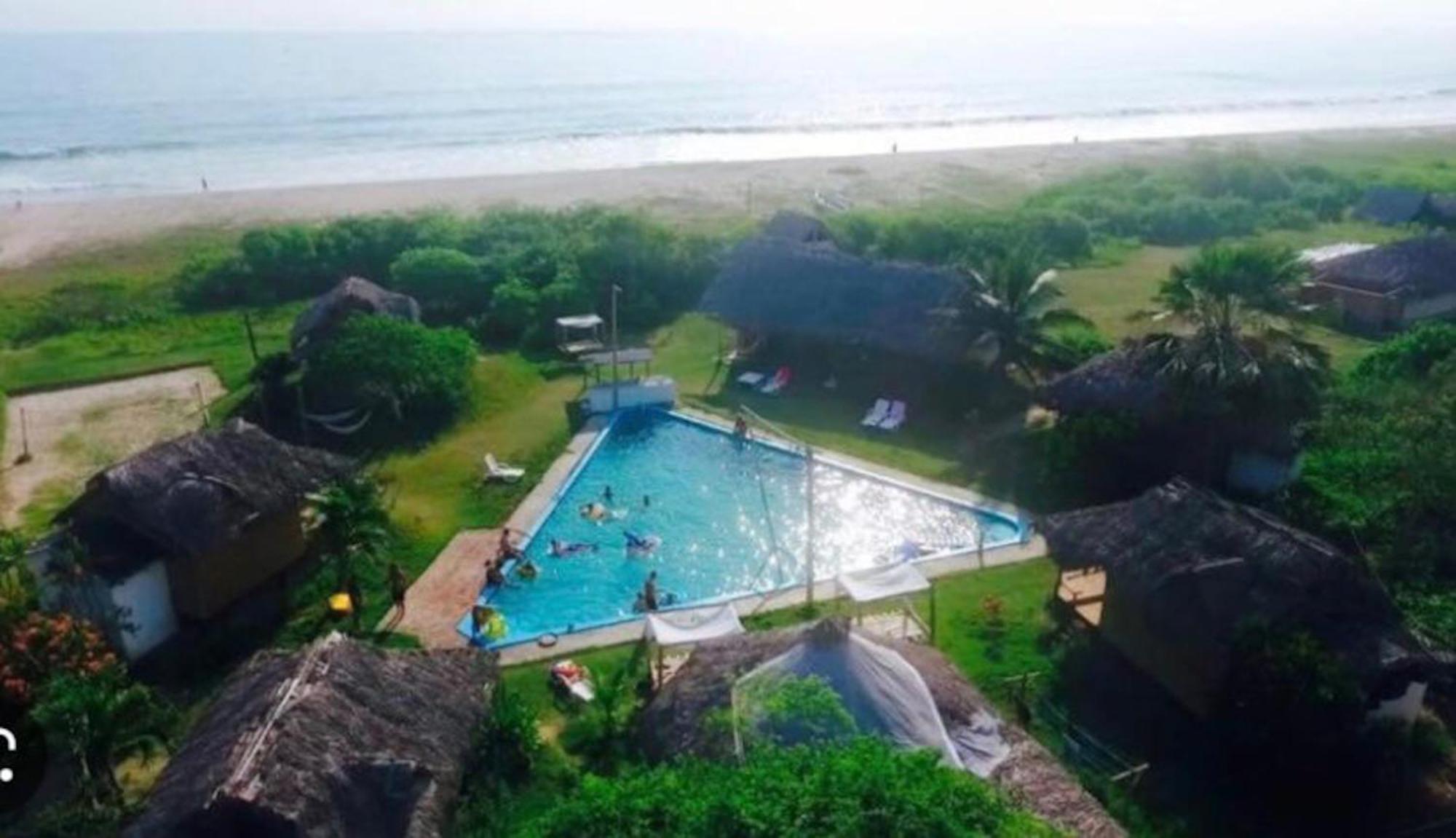Kamala Surf & Backpacker Hostel Montanita Exterior photo