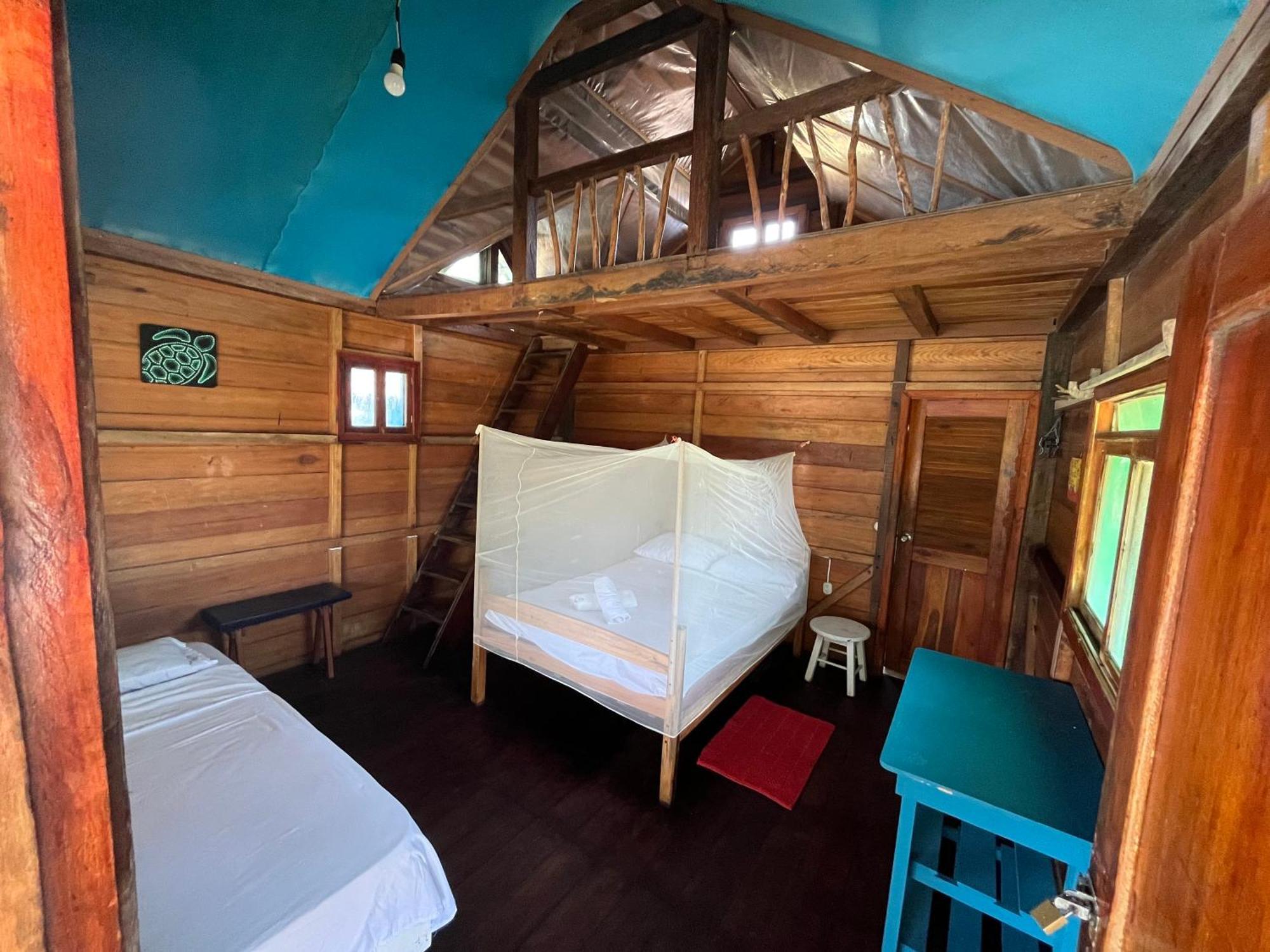 Kamala Surf & Backpacker Hostel Montanita Exterior photo